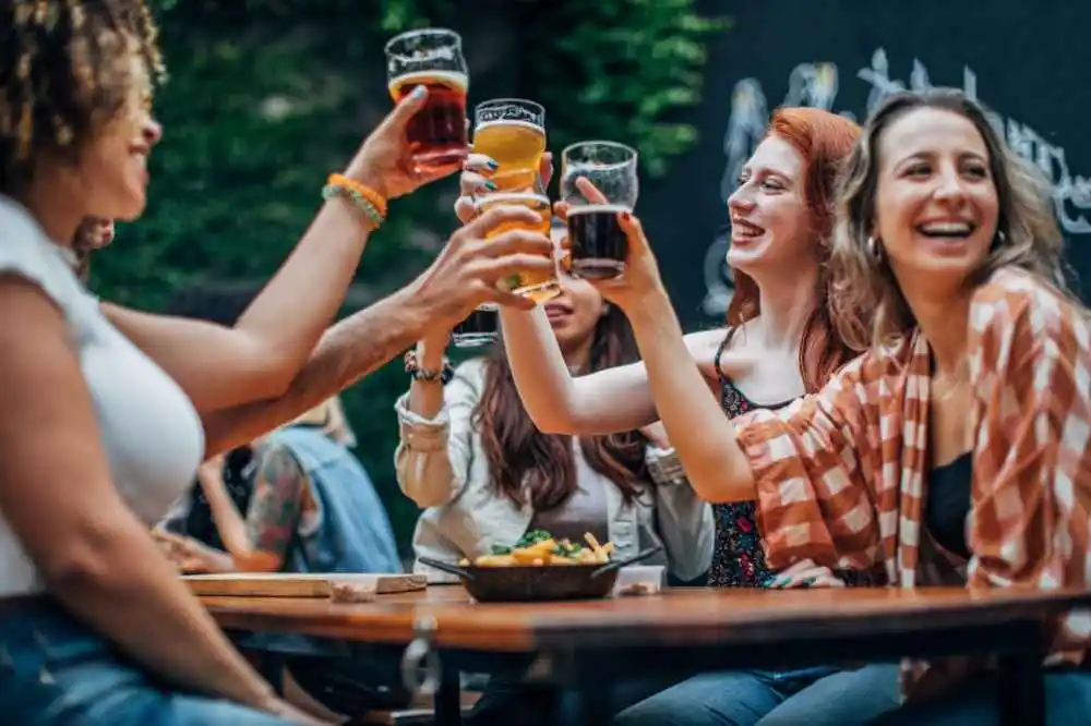 Pub Crawl Agra