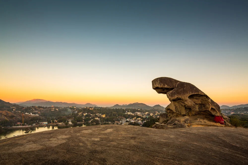 Diving Board Trek Mount Abu – Scenic Day Trek Adventure