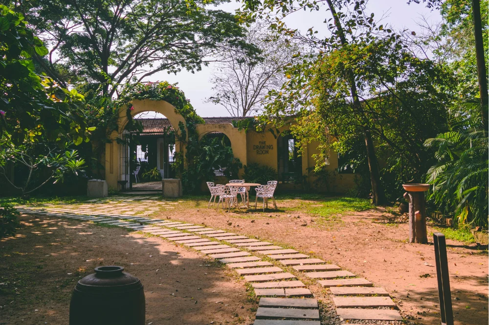3-Hour Ashram & Auroville Introduction Tour Pondicherry