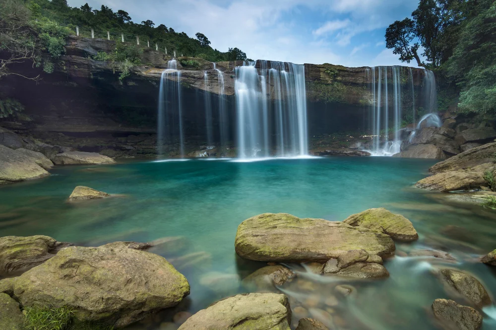 Day Trip to Mawlynnong from Shillong