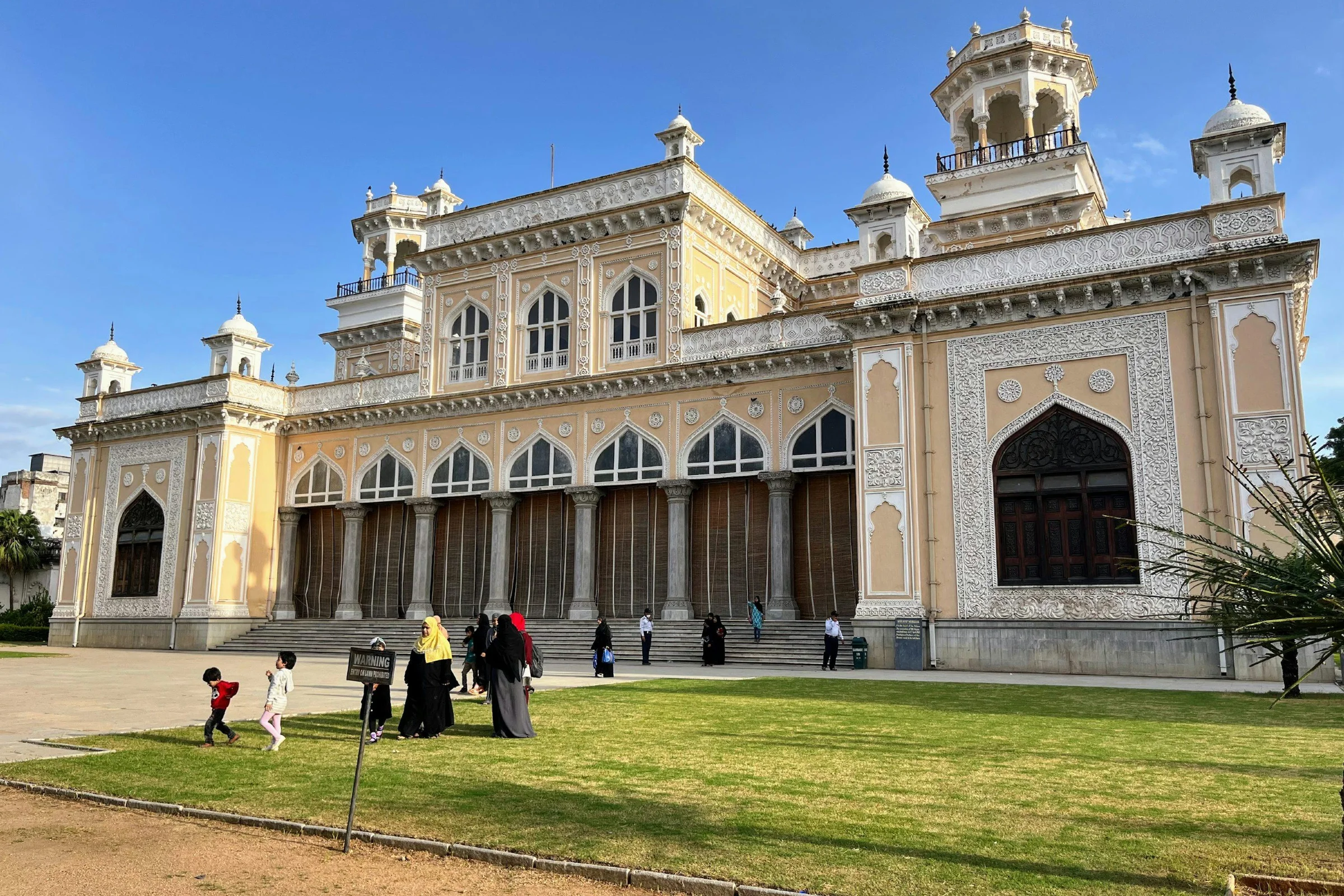 2-Hour Hyderabad Private Heritage and Cultural Walking Tour with Bilingual Guide