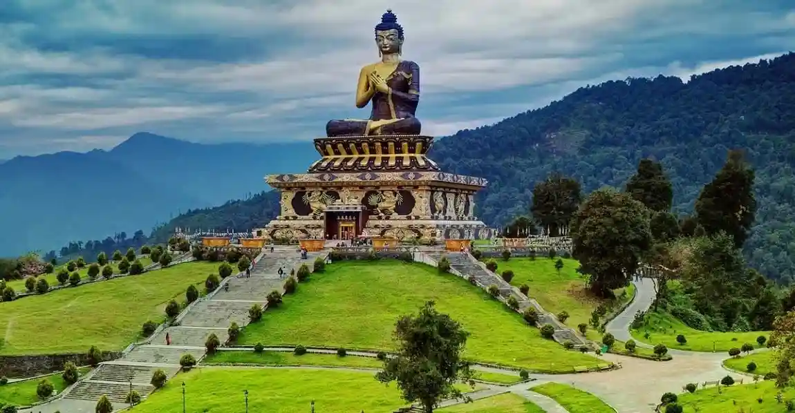 Spiritual and Cultural Day Excursion in Sikkim - Buddha Park, Char Dham & Samdruptse