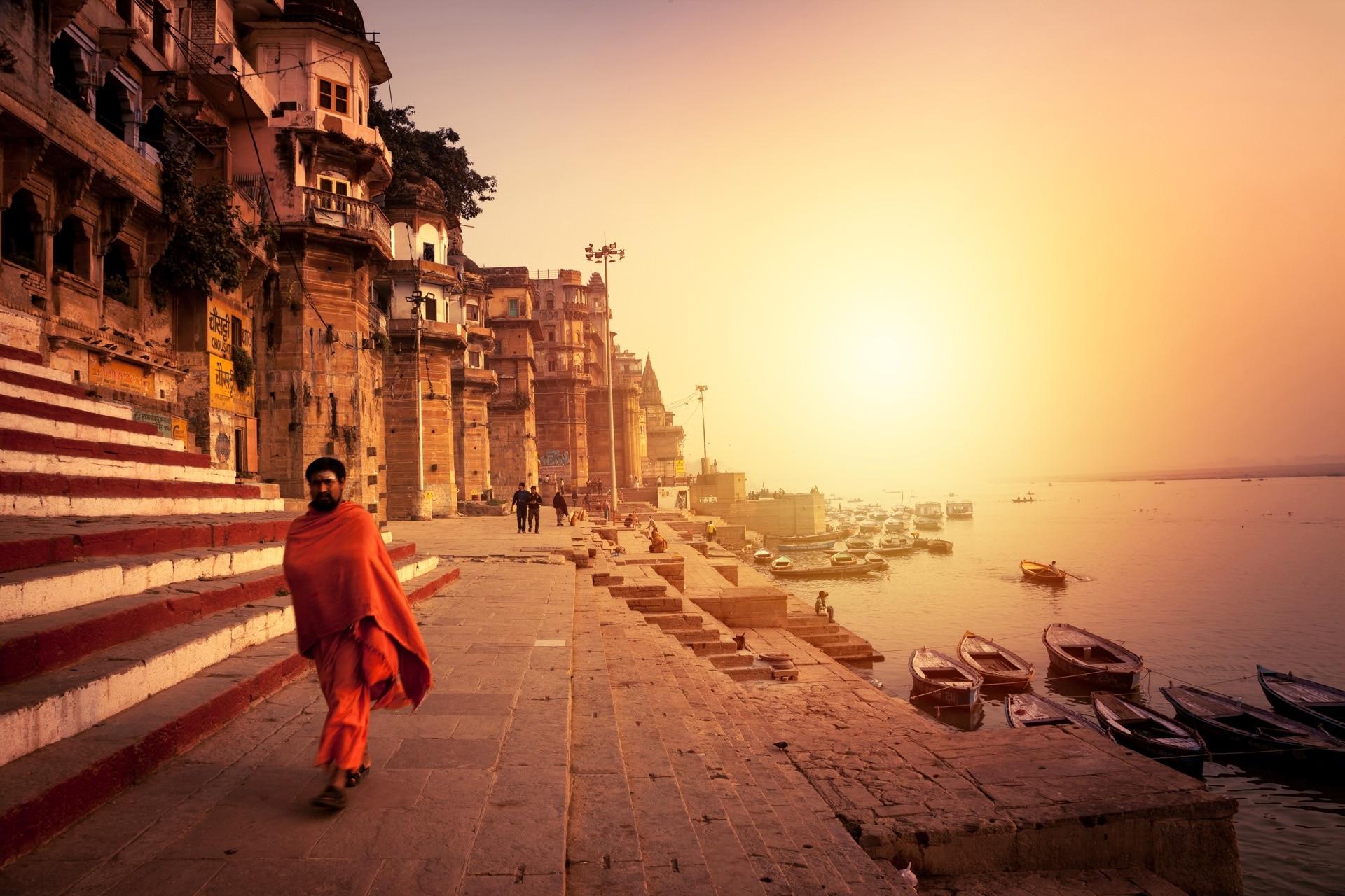 Varanasi Ghat Walk