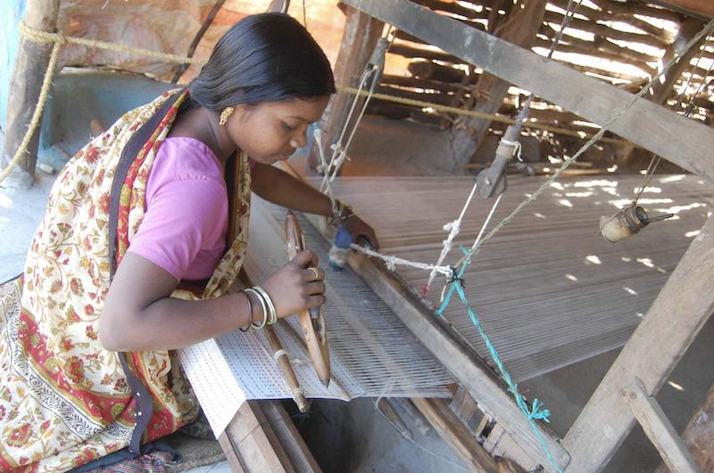 Weavers of Mominpura - History of Nagpur Bunkar Saree Tour