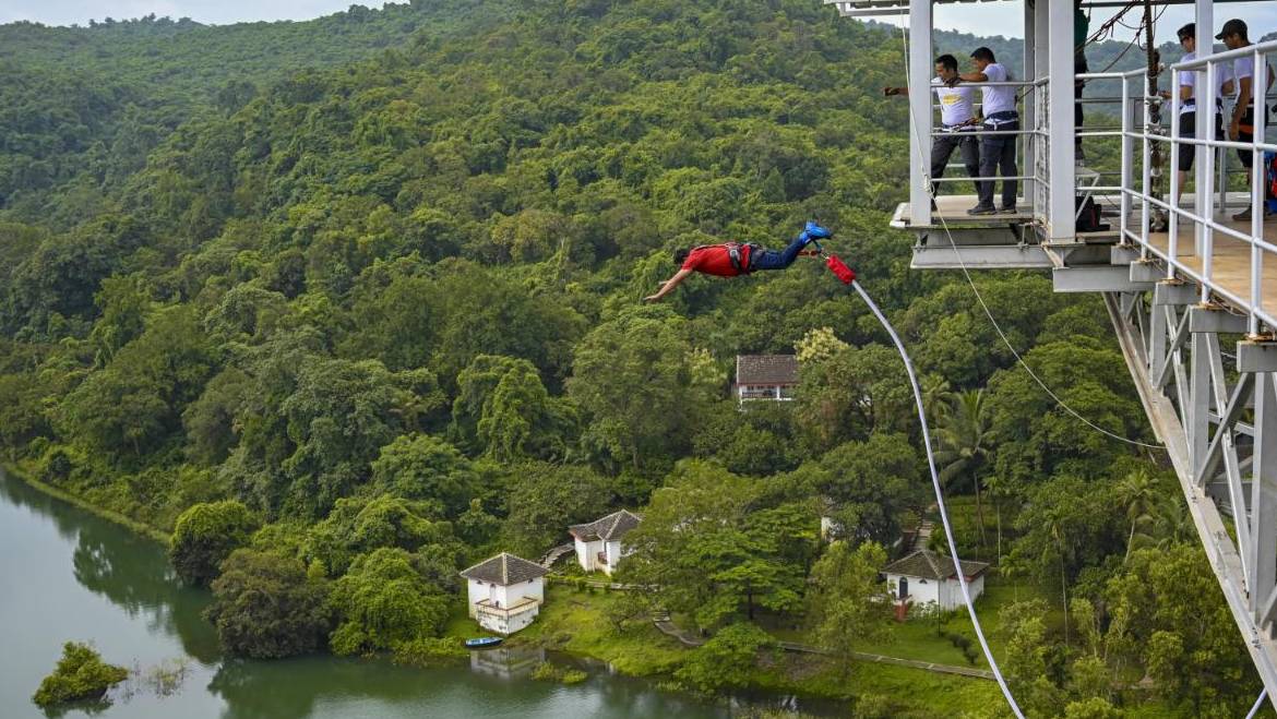 Bungee Jumping in Goa, Mayem Lake