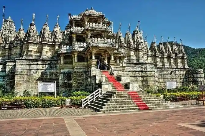 Marble Temples & Mountain Fortress : Ranakpur & Kumbhalgarh UNESCO Heritage Day Tour from Jodhpur