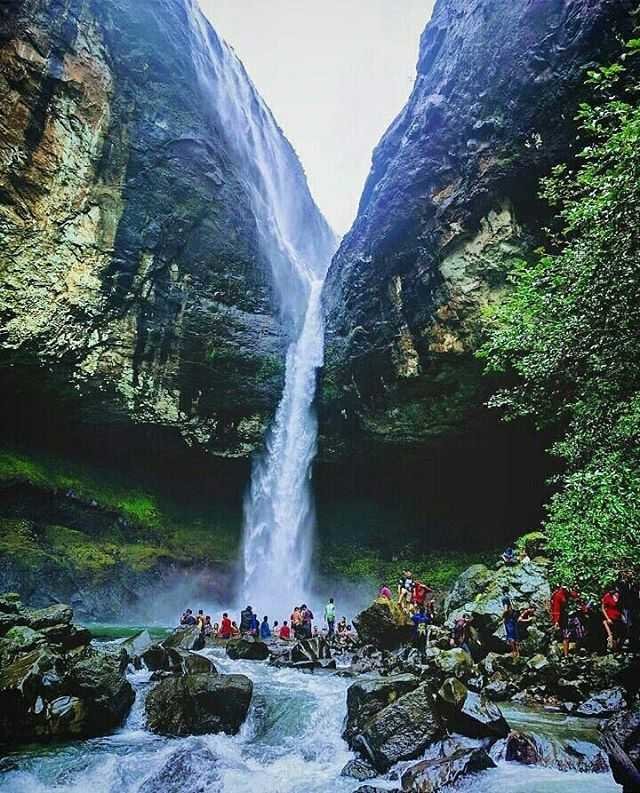 Kalu Waterfall Trek - The Roaring Giant of Malshej