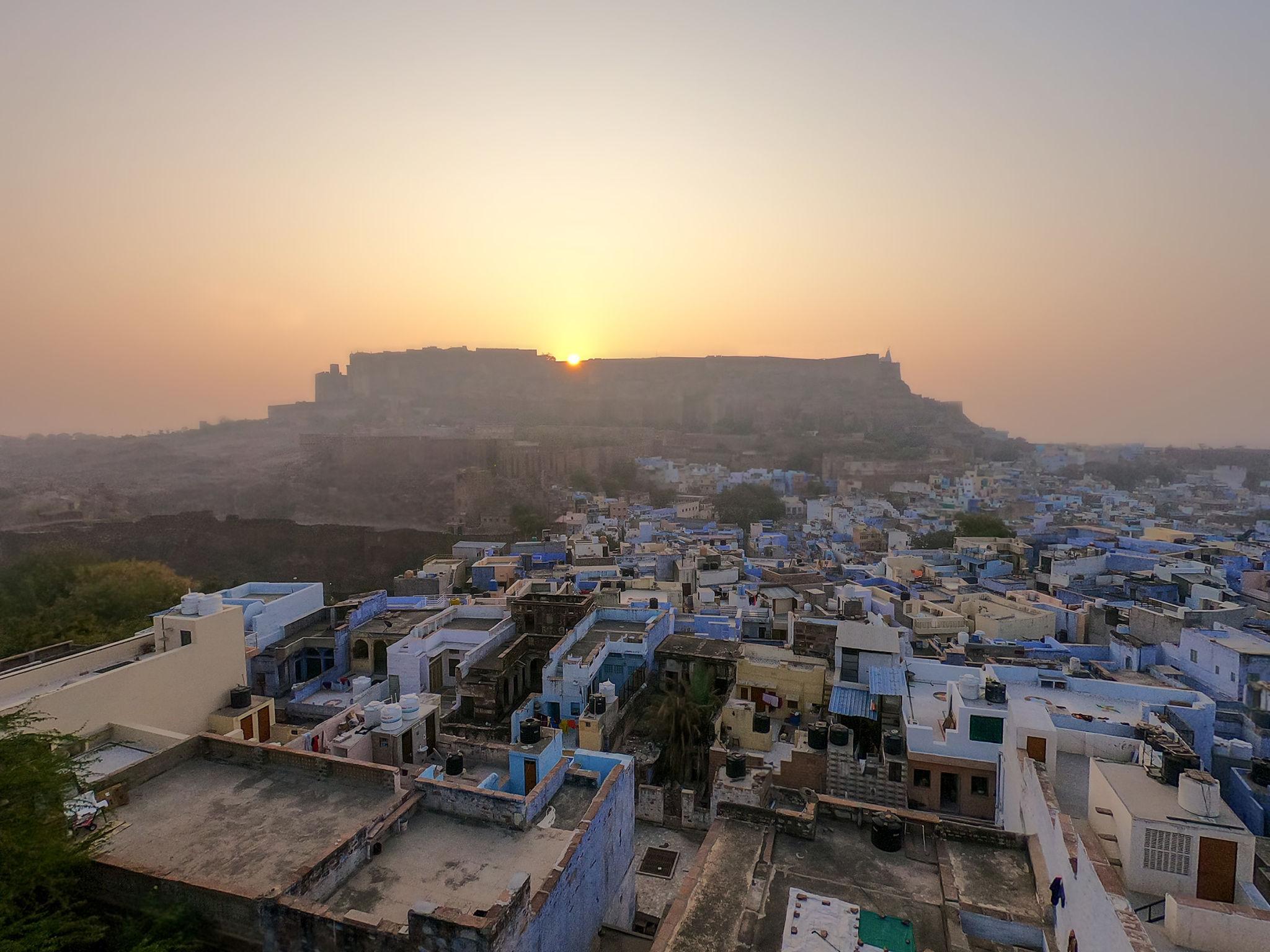 Divine Journey: Experience India's Holiest Brahma Temple & Sacred Pushkar Lake Enroute to Jaipur