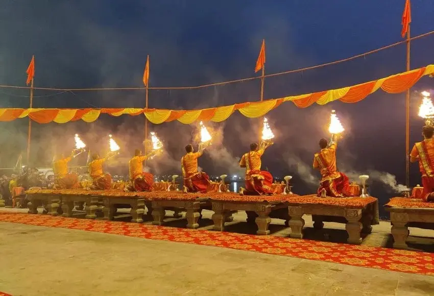 Mathura & Vrindavan Krishna Pilgrimage Tour – Temples, Ghats & Sacred Sites (2 Nights / 3 Days)