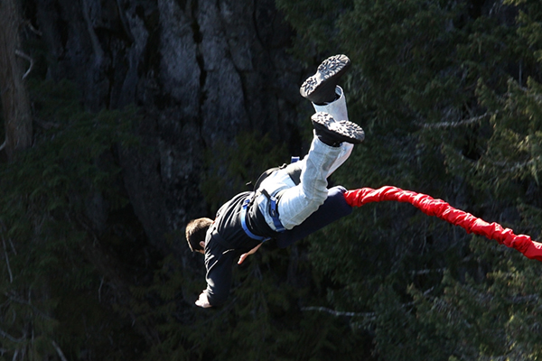 Bunjee Jumping in Kolad