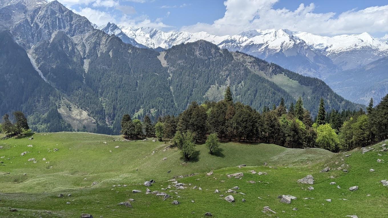 Guided Lama Dugh Hike in Manali
