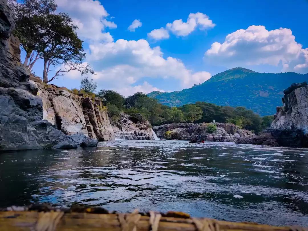 Hogenakkal Falls Day Trip from Bangalore with Trek Leader & Shared Transfers